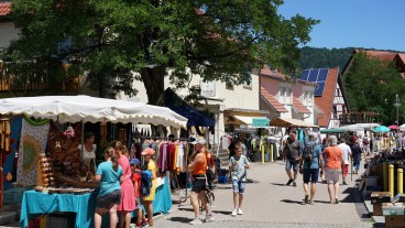 Bad Ditzenbach - Jetzt zum Trödelmarkt 2026 anmelden!
