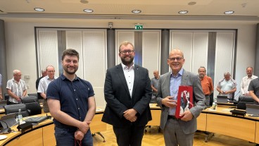 Göppingen - Zwei Nachrücker im Gemeinderat: Konstantinos Katevas (Linke) und Dr. Hariolf Teufel (CDU) vereidigt – Sarah Schweizer (CDU) verabschiedet