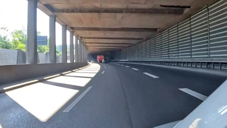 Uhingen - Sperrung B10 für Flüsterasphalt