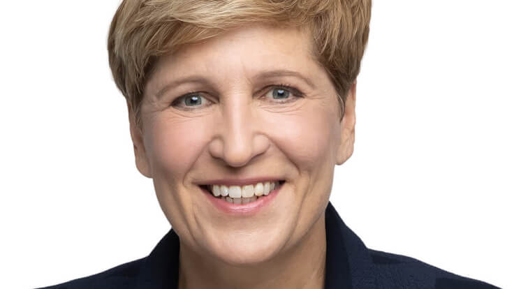 Salach - Landtagsabgeordnete Nicole Razavi MdL "Land fördert Integrationsprojekt im WK Geislingen"