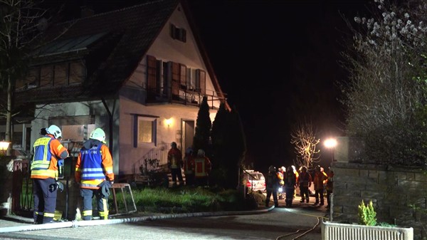 Ebersbach-Weiler: Kellerbrand sorgt für Großeinsatz