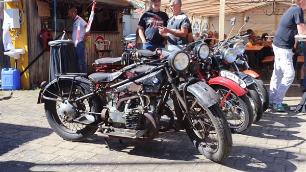 Geislingen/Eybach: Motorrad-Veteranen feiern 50 Jahre mit großem Oldtimertreffen